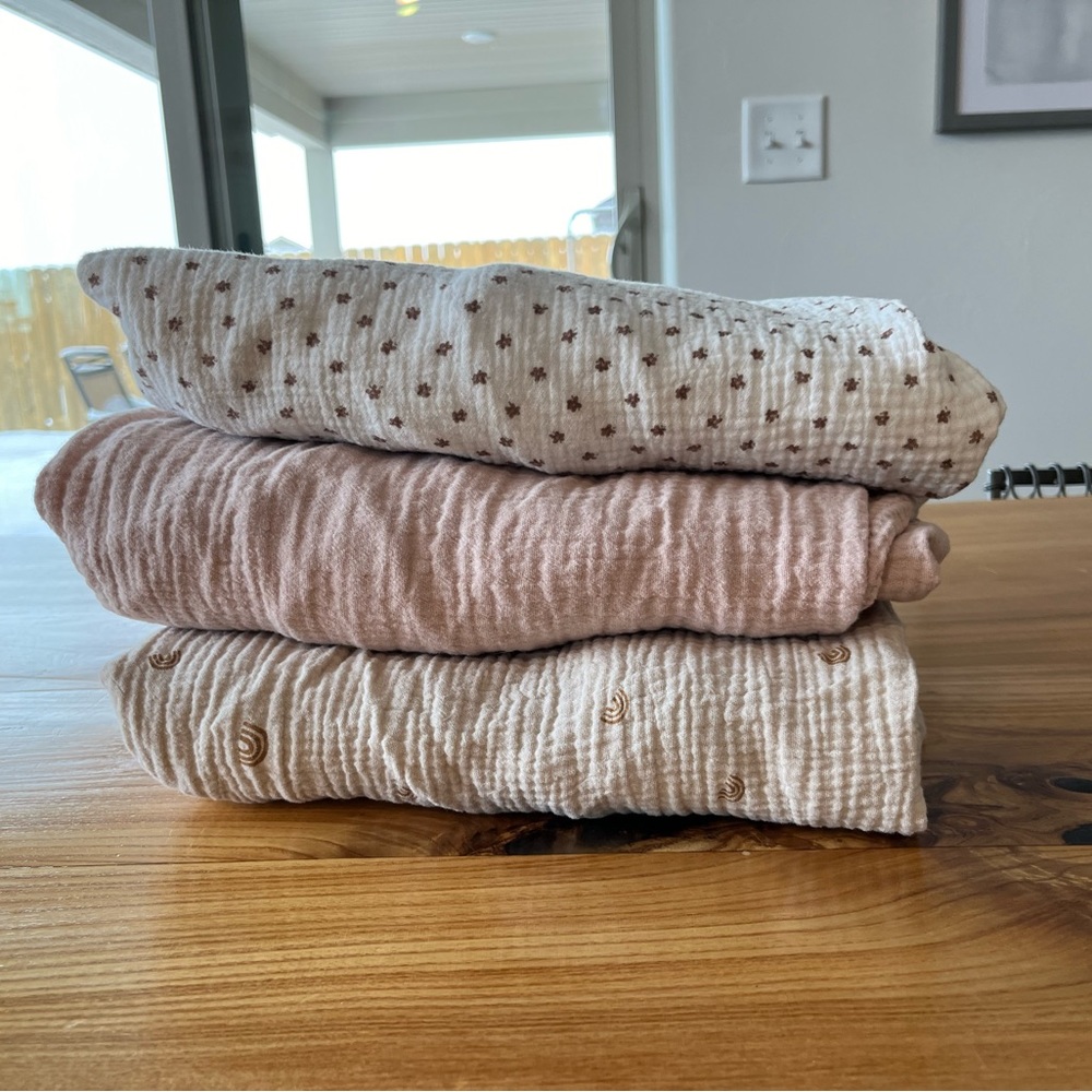 Mushie Extra Soft Muslin Crib Sheets